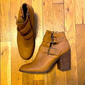 Steve Madden Camel Booties